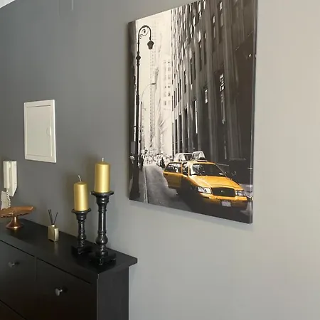 In Innenstadt -tiefgarage Apartman