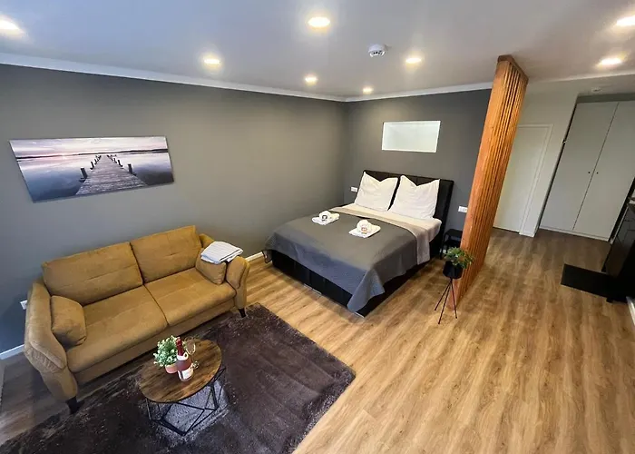 In Innenstadt -tiefgarage דירה אוגסבורג